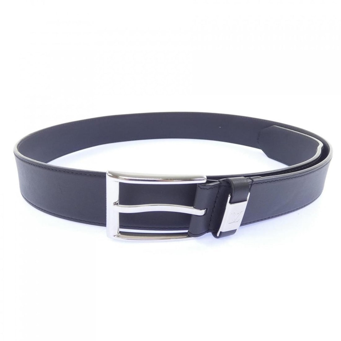 Louis Vuitton LV City Pin 35MM M0542 Belt: --- Catalog ---Category: SizeWidth: 3.5cm / 1.37''Length: 91.5cm - 101.5cm / 36.02'' - 39.96''Category: DesignType: Standard beltColor: BlackGender: MenCategory: GeneralBrand: Louis Vuitton--- Item Li