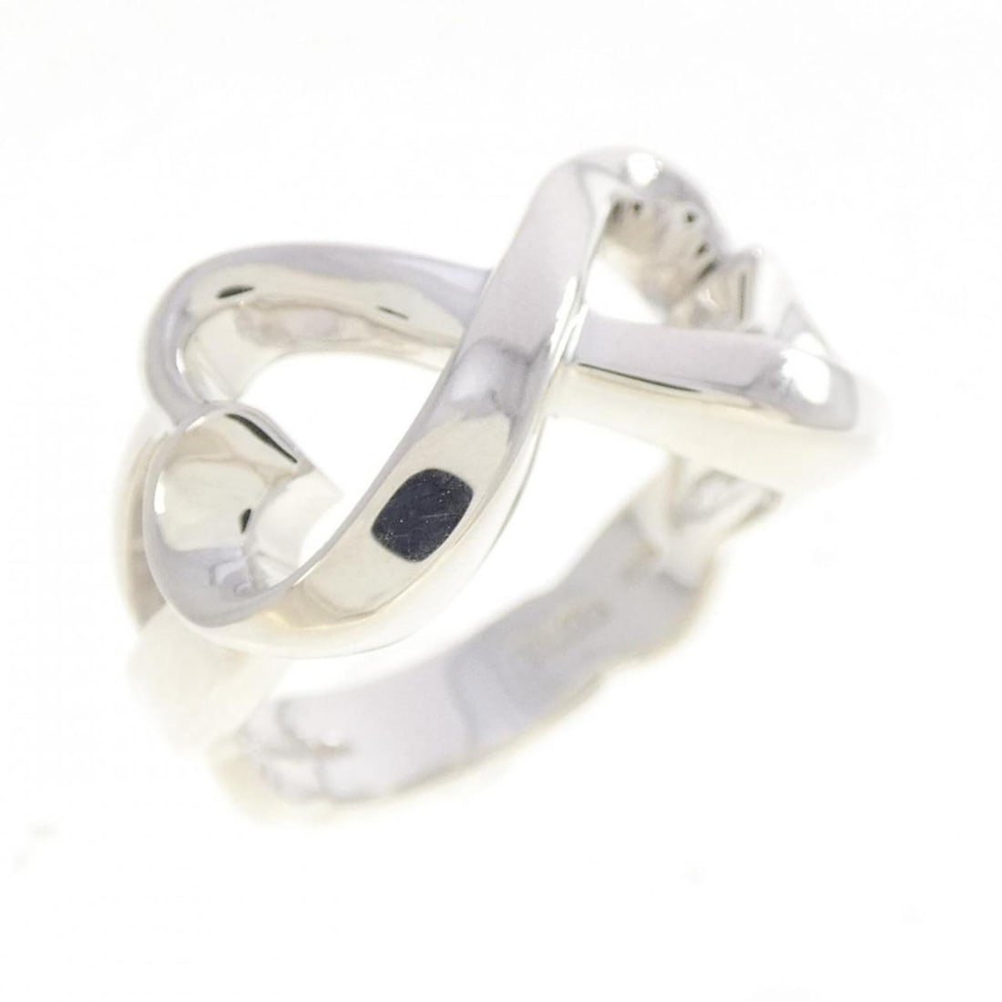 Tiffany Double Loving Heart Ring: --- Catalog ---Category: SizeJP Size: 12US Size: 6.5Category: DesignType: Band ringGender: WomenMaterial: Silver 925Category: GeneralBrand: Tiffany--- Item List ---Section: ConditionRanking: Rank SA