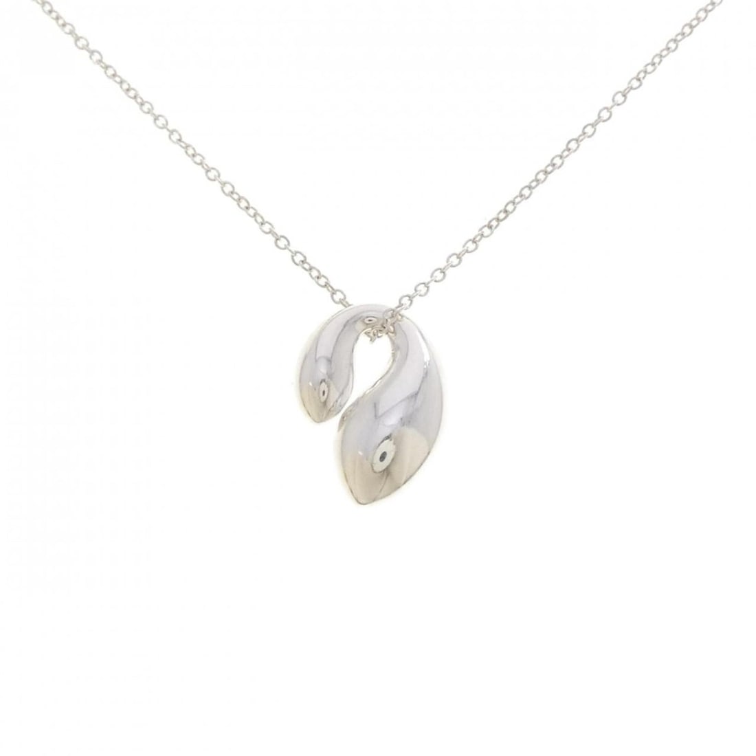 Tiffany & Co. 925 Necklace: --- Catalog ---Category: SizePendant Size: 16.4mm x 12.1mm / 0.64'' x 0.47''Neck Circumference: 41 cm / 16.14''Category: DesignGender: WomenMaterial: Silver 925Pendant Type: PendantNecklace Type: