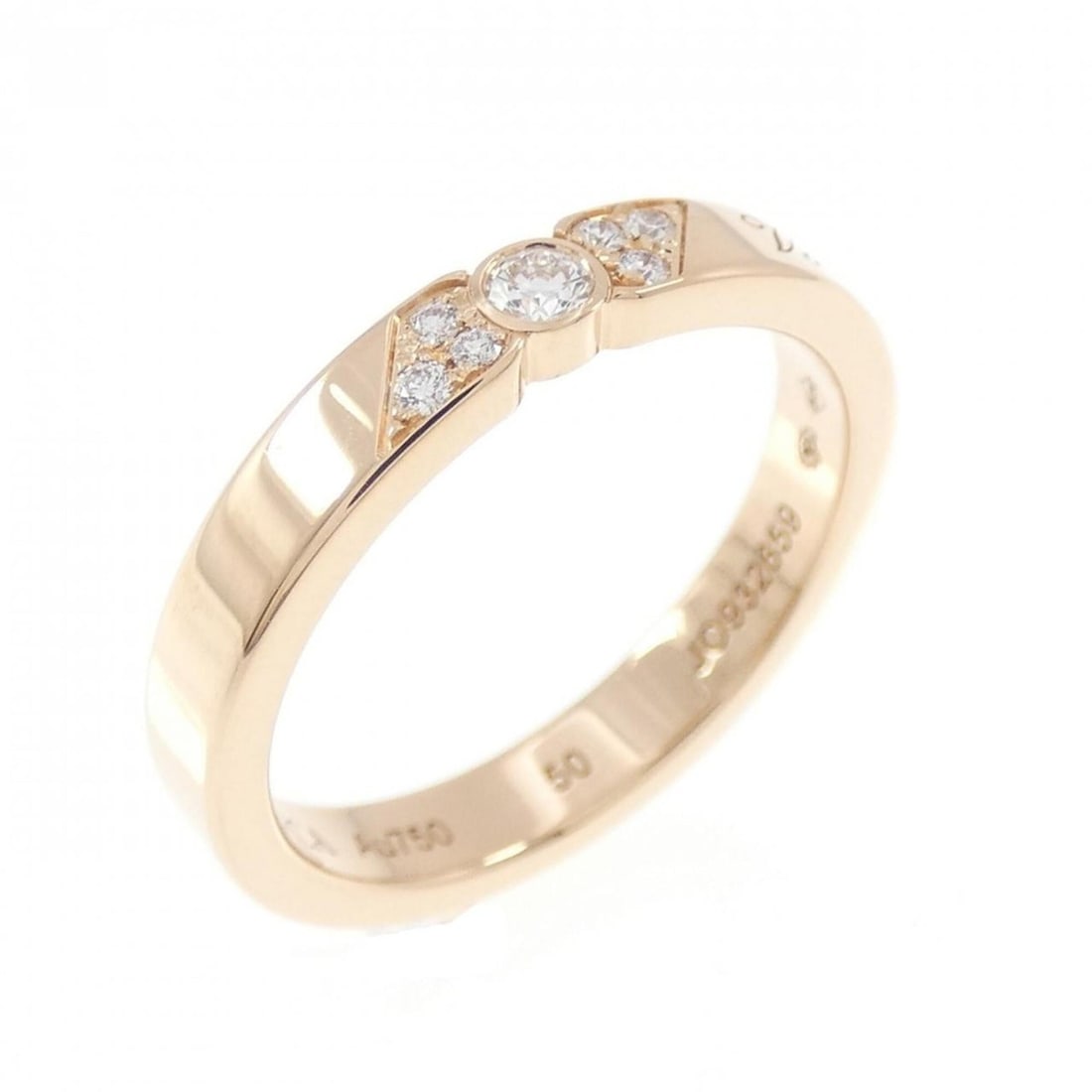 Van Cleef & Arpels Toujours Signature Etoile Ring: --- Catalog ---Category: SizeUS Size: 5.5Brand Size: 50Category: DesignType: Band ringGender: WomenMaterial: Pink gold (18K)Category: GeneralBrand: Van Cleef & Arpels--- Item List ---Section: Conditio