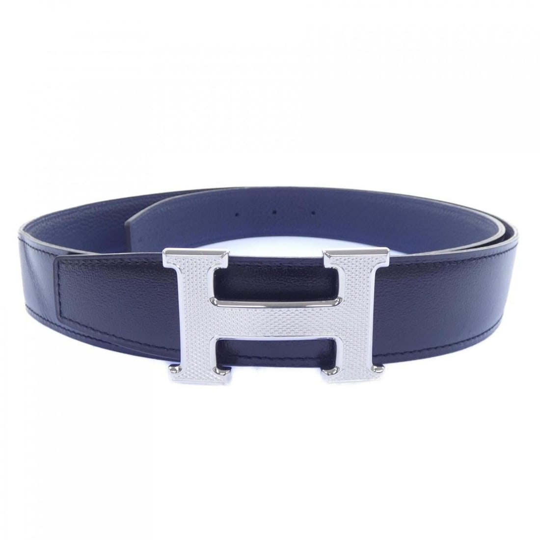 Hermes HERMES H Guilloché 32mm Reversible Belt: --- Catalog ---Category: SizeLength: 92.5cm - 97.5cm / 36.41'' - 38.38''Category: DesignType: Standard beltColor: Black, NavyGender: MenCategory: GeneralBrand: Hermes--- Item List ---Section: