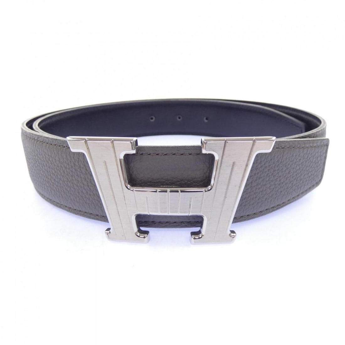 Hermes H Takeoff 32mm Reversible Belt: --- Catalog ---Category: SizeLength: 84cm - 89cm / 33.07'' - 35.03''Category: DesignType: Standard beltColor: Black, GrayGender: MenCategory: GeneralBrand: Hermes--- Item List ---Section: