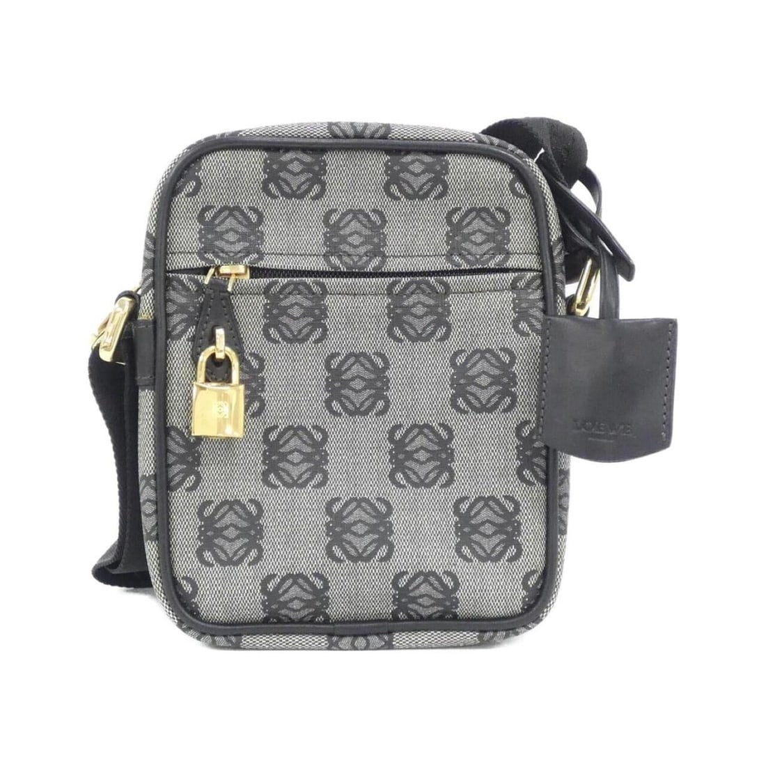 Loewe 345 80 761 Shoulder Bag: --- Catalog ---Category: SizeSize (HxWxD): 19cm x 15.5cm x 6cm / 7.48'' x 6.1'' x 2.36''Category: DesignType: Shoulder bagColor: Black, GrayGender: WomenMaterial: Coated canvas Hardware Color: