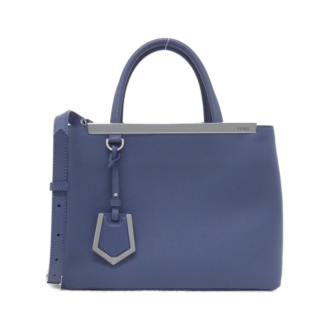 Fendi Petite 2Jours 8BH253 3WL Handbag: --- Catalog ---Category: SizeSize (HxWxD): 21cm x 26cm x 12cm / 8.26'' x 10.23'' x 4.72''Category: DesignType: HandbagColor: BlueGender: WomenMaterial: Leather Hardware Color: SilverLeather/Fur Type: 