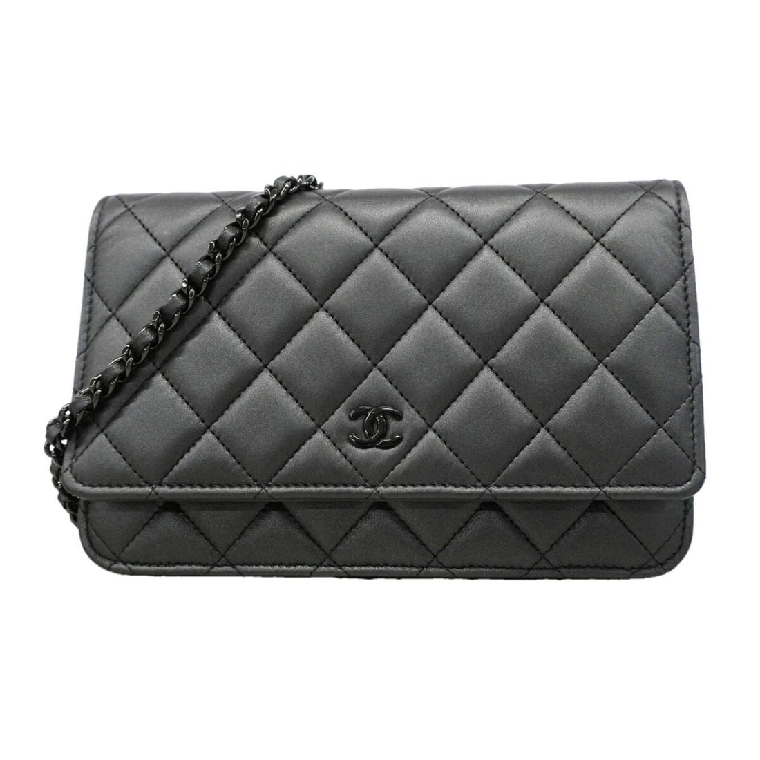 Chanel Matelassé Chain Shoulder Wallet, Lambskin, Black, Women's: --- Catalog ---Category: SizeSize (HxWxD): 13cm x 19cm x 4cm / 5.11'' x 7.48'' x 1.57''Category: DesignType: Chain/Shoulder walletColor: BlackGender: WomenMaterial: Leather Leather/Fur Type: LambskinC