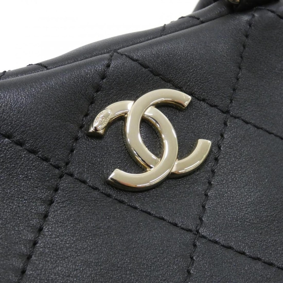 Chanel handbag - 5