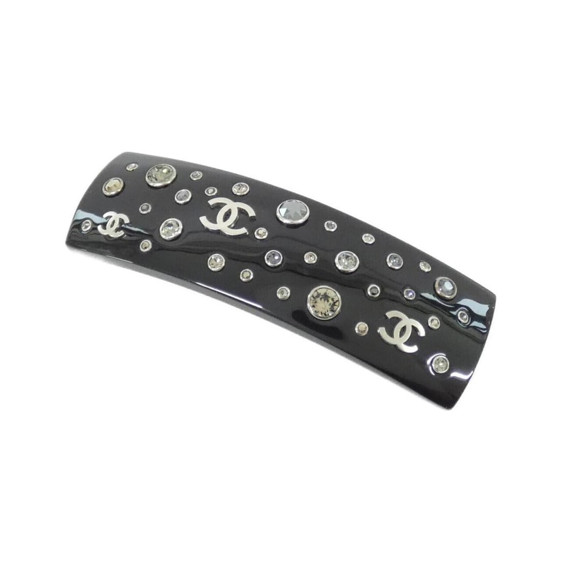 Chanel barrette: --- Catalog ---Category: SizeSize (LxW): 3cm x 10cm / 1.18'' x 3.93''Category: DesignType: BarretteColor: BlackGender: WomenCategory: GeneralBrand: Chanel--- Item List ---Section: ConditionRanking: