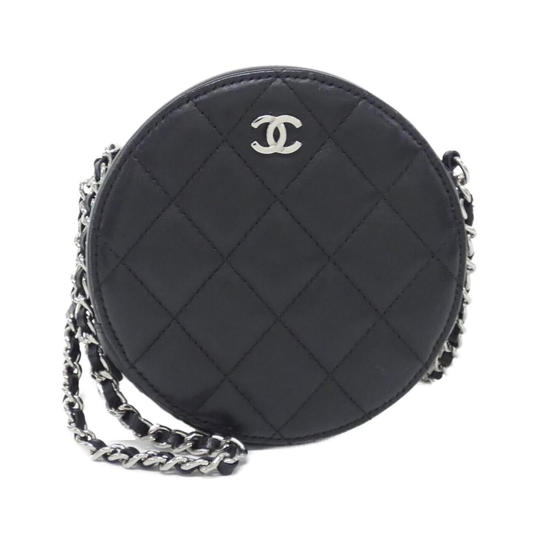 Chanel Timeless Classic Line AP0245 Shoulder Bag: --- Catalog ---Category: SizeSize (HxWxD): 12cm x 12cm x 6cm / 4.72'' x 4.72'' x 2.36''Category: DesignType: Shoulder bagColor: BlackGender: WomenMaterial: Leather Hardware Color: SilverLeather/Fur Ty