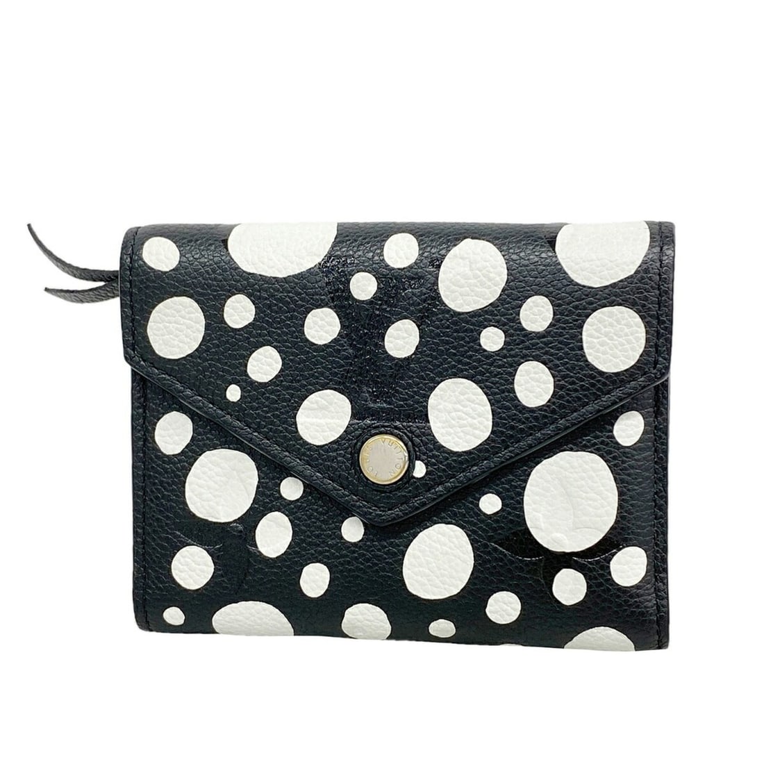 Louis Vuitton Tri-fold Wallet, Monogram Empreinte, Yayoi Kusama, Portefeuille Victorine, M82105,: --- Catalog ---Category: SizeSize (HxWxD): 9.5cm x 12cm x 2cm / 3.74'' x 4.72'' x 0.78''Category: DesignType: Wallet (tri-fold)Color: BlackGender: WomenCategory: GeneralMPN: M82105Brand: Louis Vuitton