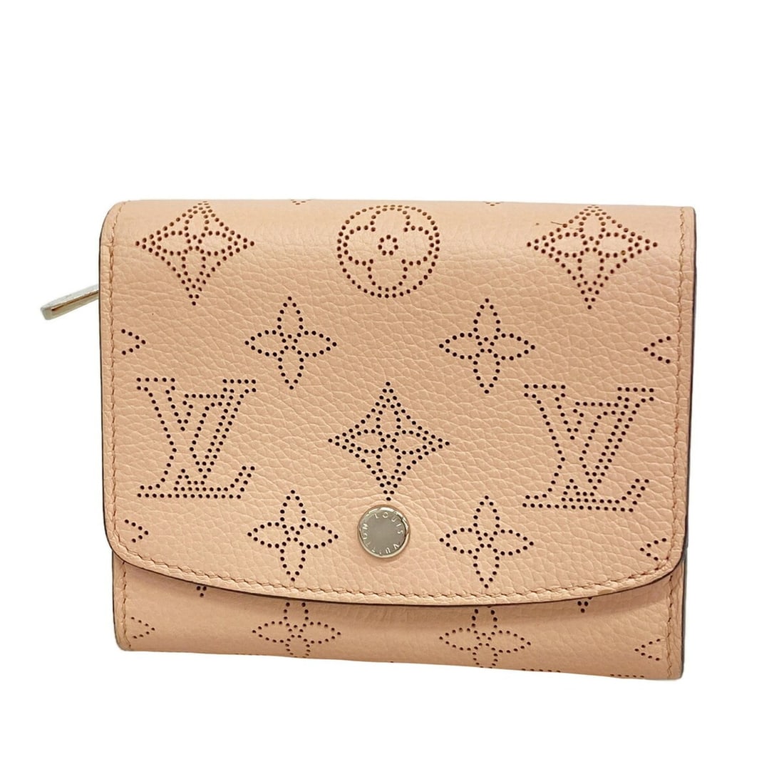 Louis Vuitton Mahina Portefeuille Iris Wallet M62542 Magnolia (Women's): --- Catalog ---Category: SizeSize (HxWxD): 10cm x 12cm x 3cm / 3.93'' x 4.72'' x 1.18''Category: DesignType: Wallet (bi-fold)Color: MagnoliaGender: WomenCategory: GeneralMPN: M62542Brand: Louis