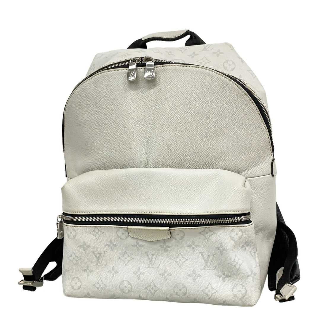 Louis Vuitton Taigarama Discovery Backpack PM M30953 (Men's): --- Catalog ---Category: SizeSize (HxWxD): 35cm x 31cm x 20cm / 13.77'' x 12.2'' x 7.87''Category: DesignType: BackpackColor: BlancGender: MenCategory: GeneralMPN: M30953Brand: Louis Vuitton--- Item L