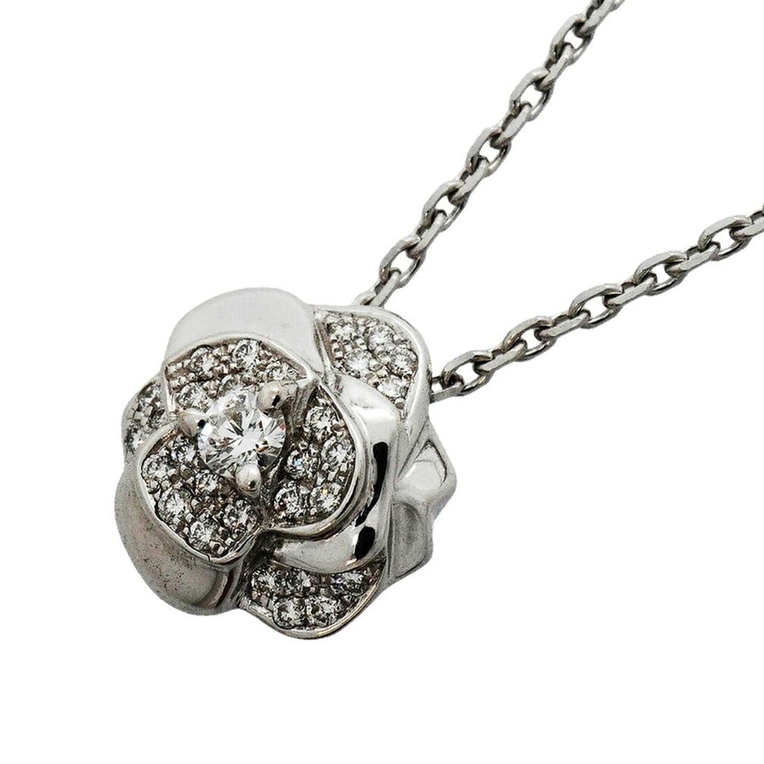 Chanel Camellia Necklace, 18K White Gold, Diamond, Women's: --- Catalog ---Category: SizePendant Size: 12.6mm x 12.4mm / 0.49'' x 0.48''Neck Circumference: 39.5 cm / 15.55''Category: DesignStone: DiamondGender: WomenMaterial: White gold (18K)Necklace Type: Nec