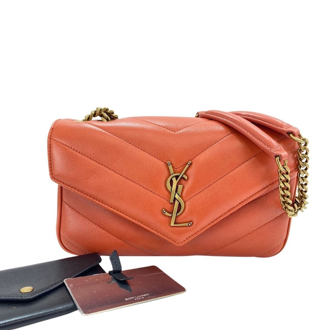Yves Saint Laurent Saint Laurent Paris shoulder bag, orange.: --- Catalog ---Category: SizeSize (HxWxD): 14cm x 24cm x 6cm / 5.51'' x 9.44'' x 2.36''Category: DesignType: Shoulder bagColor: OrangeGender: WomenCategory: GeneralBrand: Yves Saint Laurent--- Item