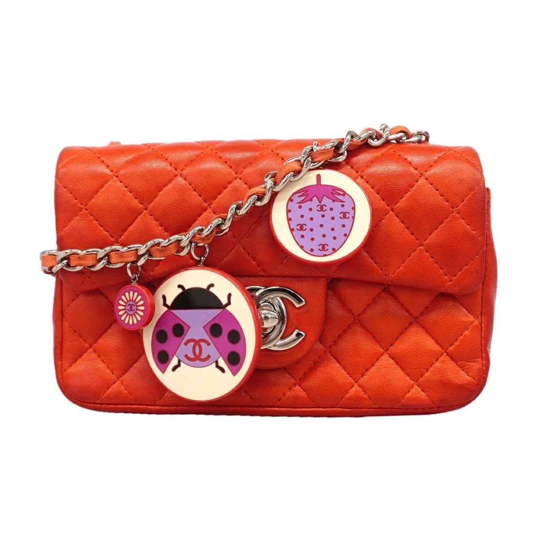 Chanel Shoulder Bag, Chain Shoulder, Lambskin, Red, Women's: --- Catalog ---Category: SizeSize (HxWxD): 9cm x 14cm x 3.5cm / 3.54'' x 5.51'' x 1.37''Category: DesignType: Shoulder bagColor: Red colorGender: WomenMaterial: Leather Hardware Color: SilverLeather/F