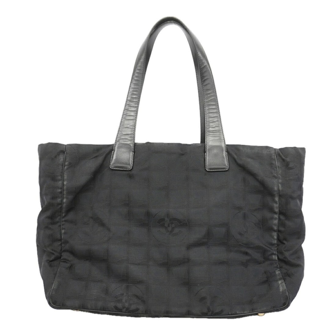 Chanel New Travel Nylon Tote Bag, Black/Champagne, Women's: --- Catalog ---Category: SizeSize (HxWxD): 27cm x 34cm x 14.5cm / 10.62'' x 13.38'' x 5.7''Category: DesignType: Tote bagColor: BlackGender: WomenMaterial: Nylon Hardware Color: Champagne goldCategory