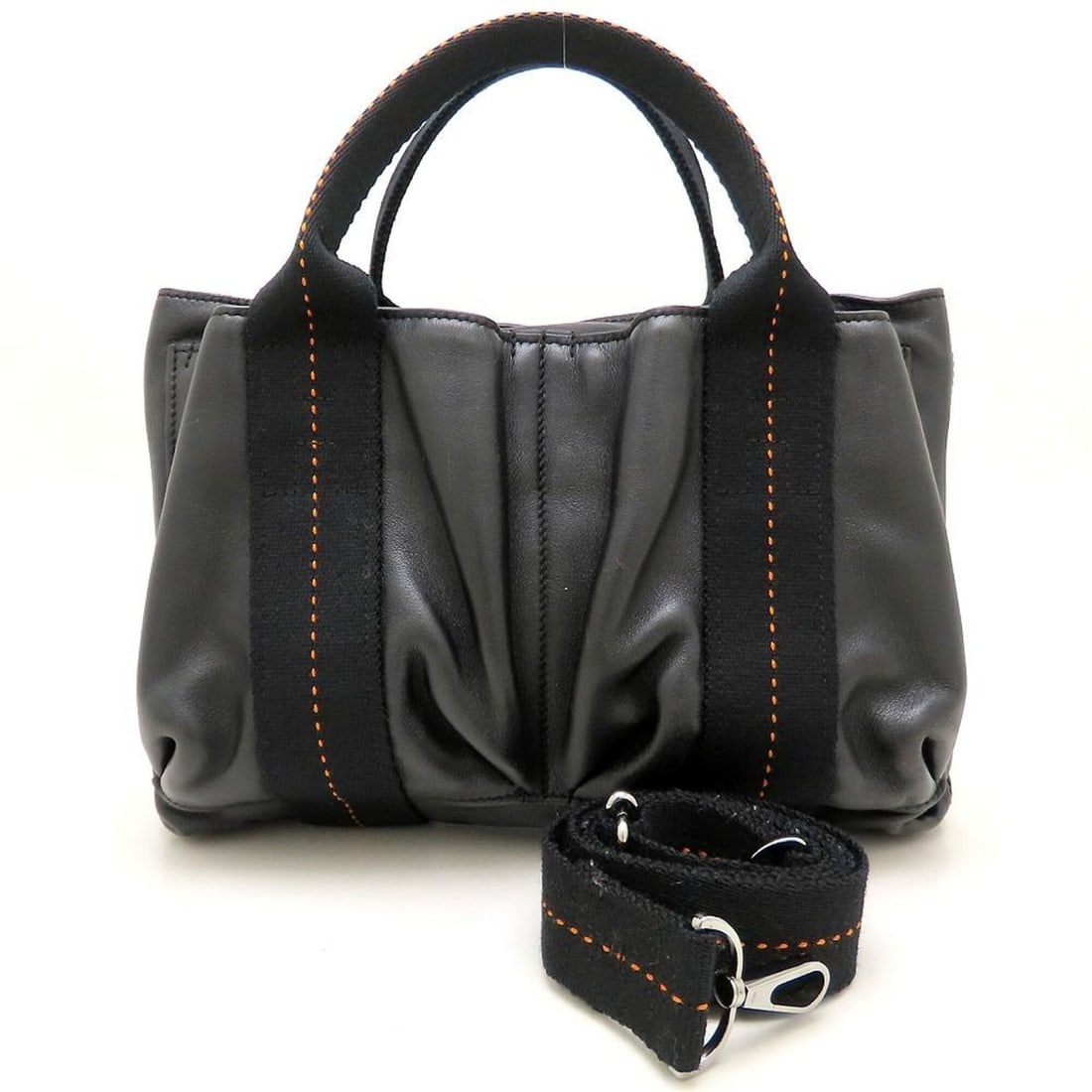 HERMES Caravan Horizontal PM Shoulder Bag/Handbag, Veau Delma Black, Men's/Women's, 353507: --- Catalog ---Category: SizeSize (HxWxD): 19cm x 28cm x 6cm / 7.48'' x 11.02'' x 2.36''Category: DesignType: HandbagColor: BlackGender: Men,WomenMaterial: Veau Derma Category: GeneralBrand: HermesCou