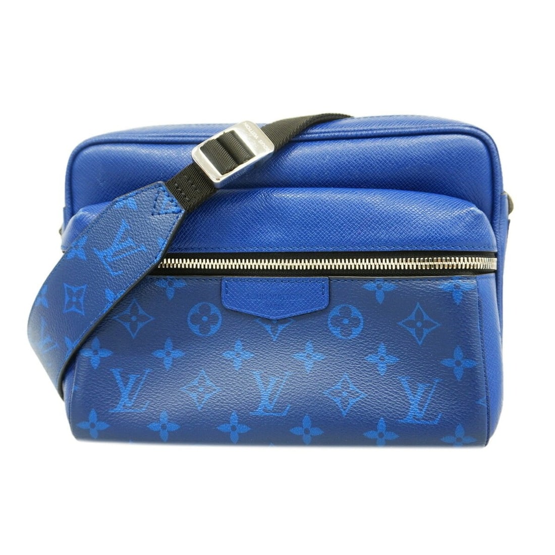 Louis Vuitton Taigarama Outdoor PM Shoulder Bag M30242 Cobalt Men's OP016266: --- Catalog ---Category: SizeSize (HxWxD): 19cm x 25cm x 9cm / 7.48'' x 9.84'' x 3.54''Category: DesignType: Shoulder bagColor: CobaltGender: MenCategory: GeneralMPN: M30242Brand: Louis Vuitton--- Ite