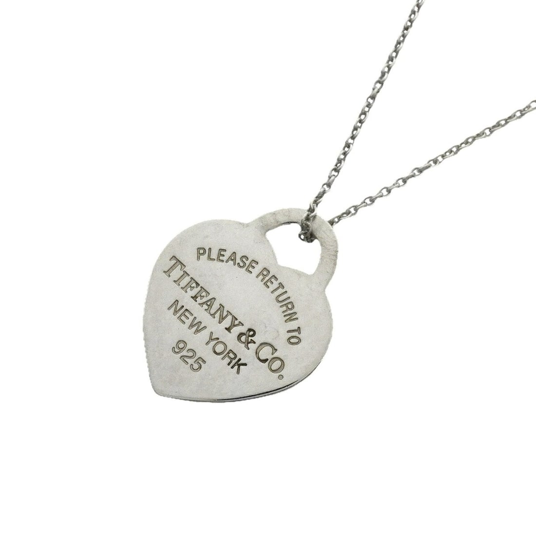 Tiffany & Co. Return to Heart Tag Necklace, Sterling Silver 925, Women's, P3437630: --- Catalog ---Category: SizePendant Size: 19.6mm x 15.9mm / 0.77'' x 0.62''Neck Circumference: 41.5 cm / 16.33''Category: DesignGender: WomenMaterial: Silver 925Necklace Type: NecklaceCategory: Gener