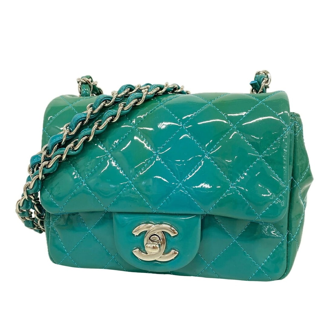 Chanel Matelassé Chain Shoulder Bag, Patent Leather, Blue, Women's, OP020677: --- Catalog ---Category: SizeSize (HxWxD): 12.5cm x 16cm x 7.5cm / 4.92'' x 6.29'' x 2.95''Category: DesignType: Shoulder bagColor: BlueGender: WomenMaterial: Patent leather Hardware Color: SilverCate
