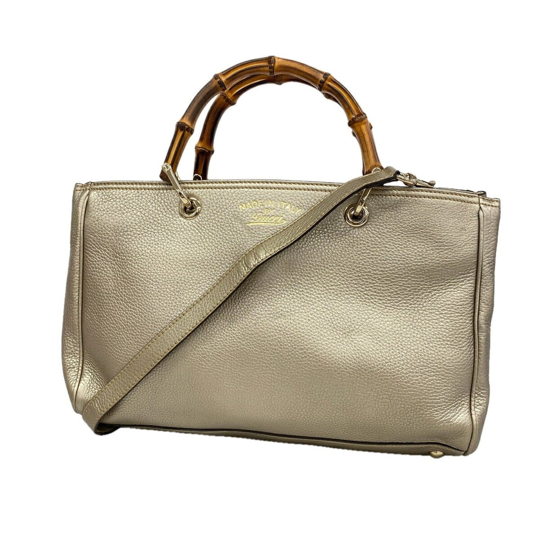 Gucci Bamboo Handbag 323660 Leather Pale Silver Champagne 2-way Bag for Women OP019923: --- Catalog ---Category: SizeSize (HxWxD): 22cm x 34cm x 12.5cm / 8.66'' x 13.38'' x 4.92''Category: DesignType: HandbagColor: SilverGender: WomenMaterial: Leather Hardware Color: Champagne goldCatego