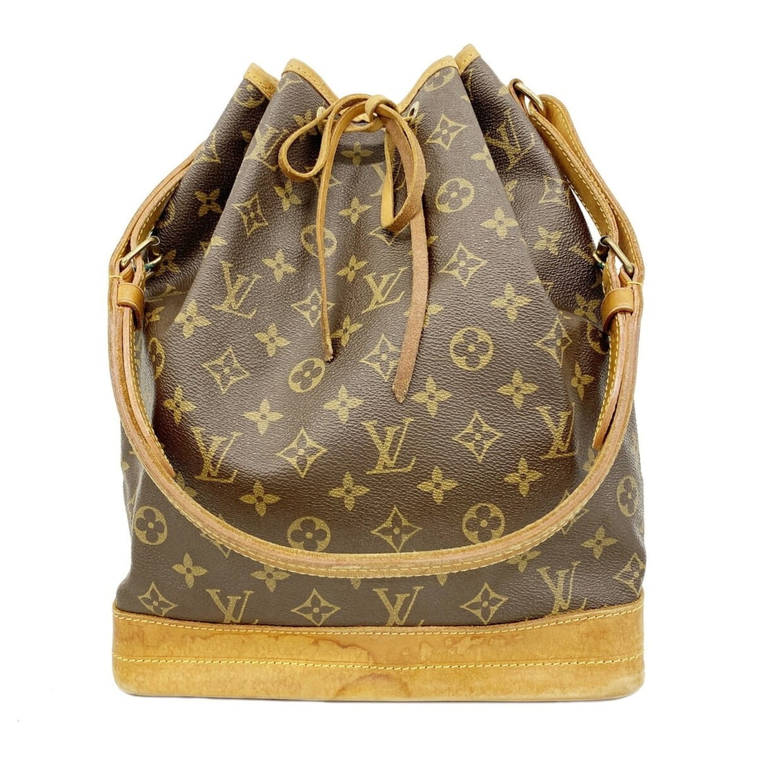 Louis Vuitton Monogram Noe Shoulder Bag M42224 Brown Women's P3400976: --- Catalog ---Category: SizeSize (HxWxD): 35cm x 26.5cm x 19cm / 13.77'' x 10.43'' x 7.48''Category: DesignType: Shoulder bagColor: BrownGender: WomenCategory: GeneralMPN: M42224Brand: Louis Vuitton-