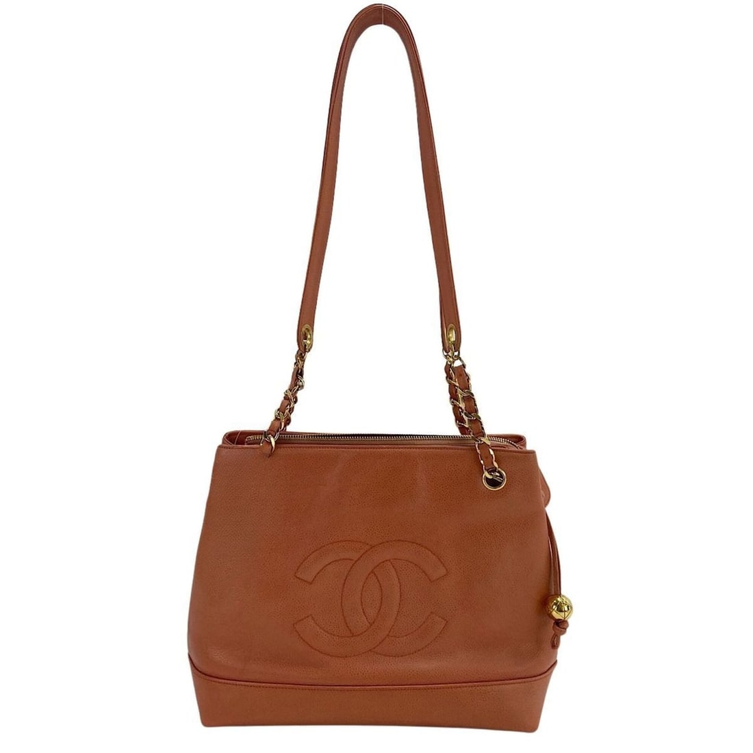 CHANEL tote bag, pink: --- Catalog ---Category: SizeSize (HxWxD): 24cm x 32cm x 11cm / 9.44'' x 12.59'' x 4.33''Category: DesignType: Tote bagColor: PinkGender: WomenCategory: GeneralBrand: Chanel--- Item List ---Section: C