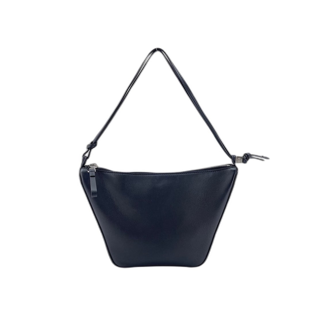 LOEWE Hammock Hobo Shoulder Bag, Black: --- Catalog ---Category: SizeSize (HxWxD): 19cm x 16cm x 9.5cm / 7.48'' x 6.29'' x 3.74''Category: DesignType: Shoulder bagColor: BlackGender: WomenCategory: GeneralBrand: Loewe--- Item List