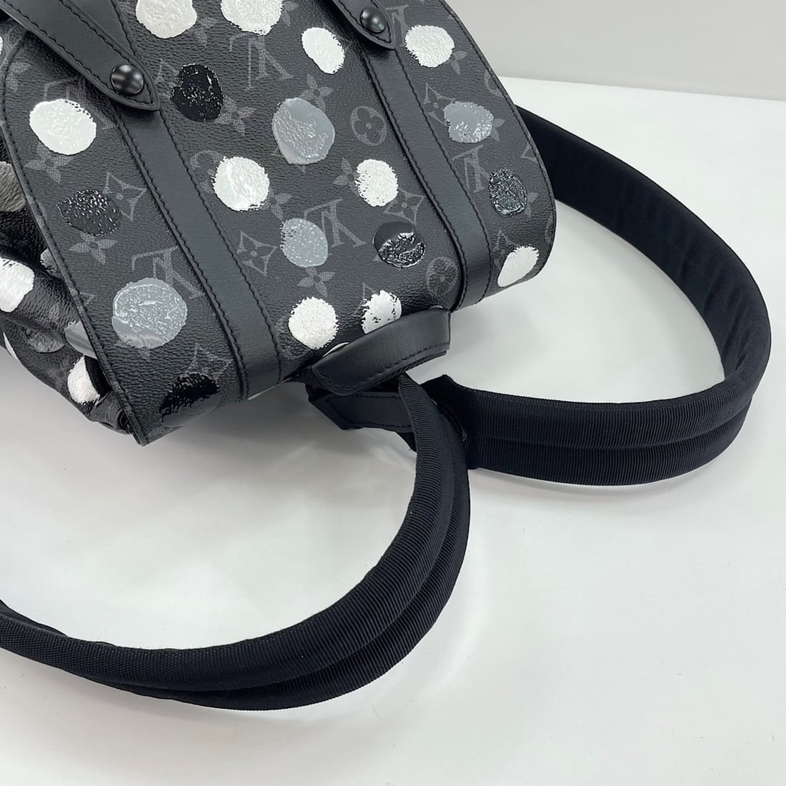 LOUIS VUITTON Christopher MM Backpack, Black - 10