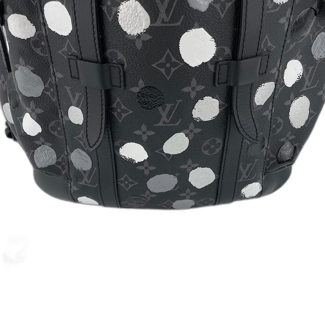 LOUIS VUITTON Christopher MM Backpack, Black - 3
