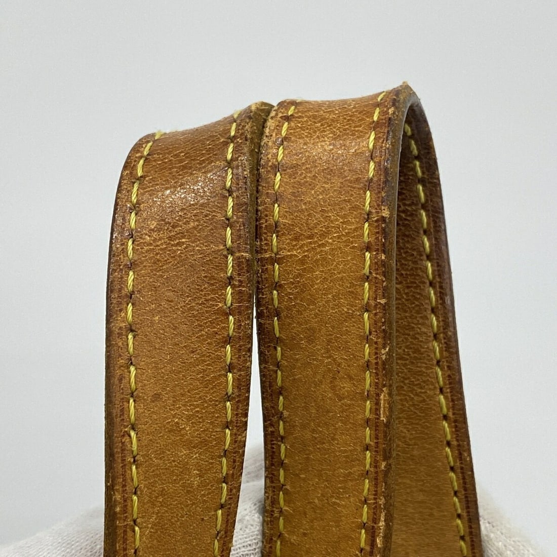 Louis Vuitton Monogram Excursion handbag, brown, for women. - 9