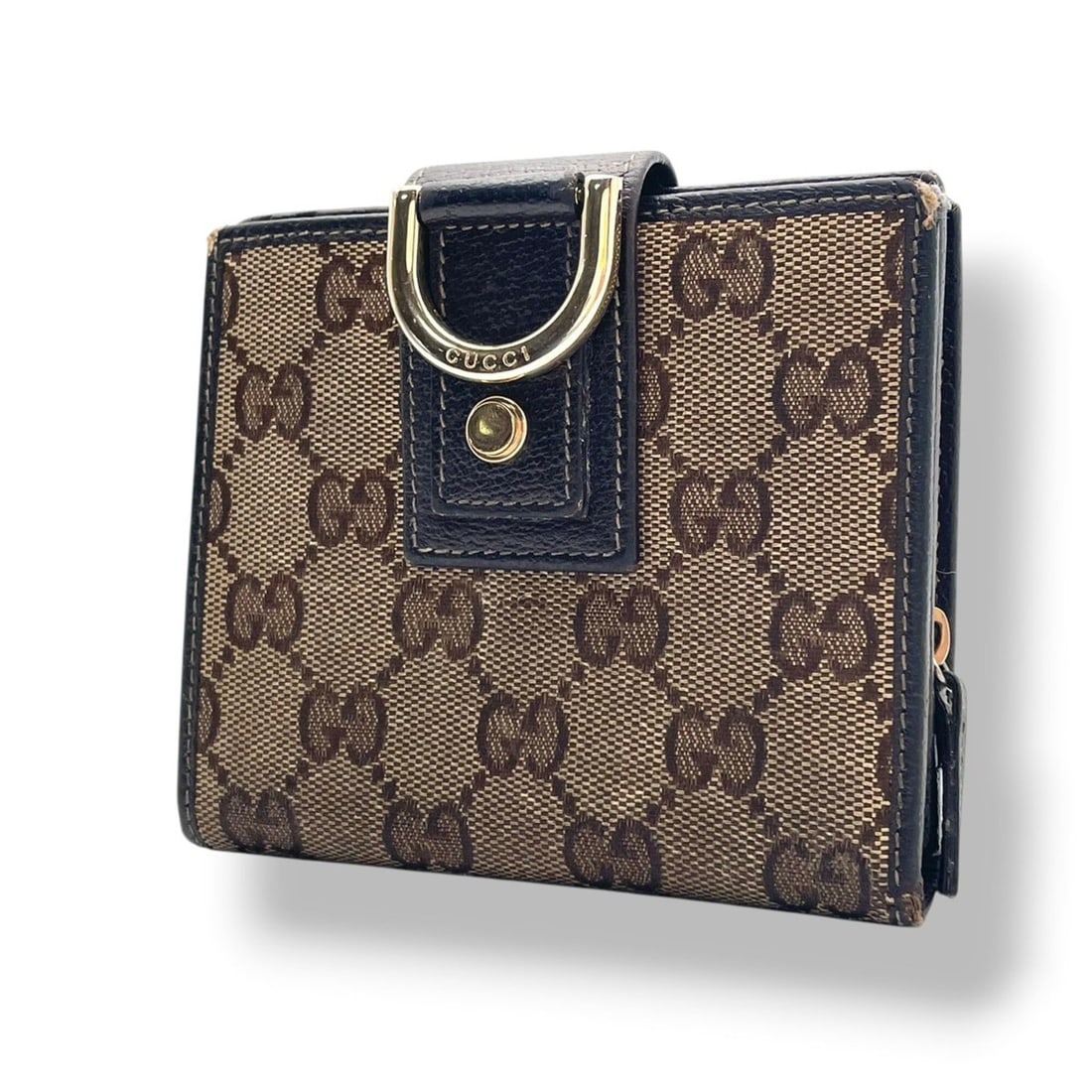 Gucci Abbey GG Canvas Leather Bi-fold Wallet, Double Snap Closure, Compact Beige/Dark Brown, Gold: --- Catalog ---Category: SizeSize (HxWxD): 10.5cm x 12cm x 2.5cm / 4.13'' x 4.72'' x 0.98''Category: DesignType: Wallet (bi-fold)Color: Beige, BrownGender: Men,WomenMaterial: Canvas , Leather