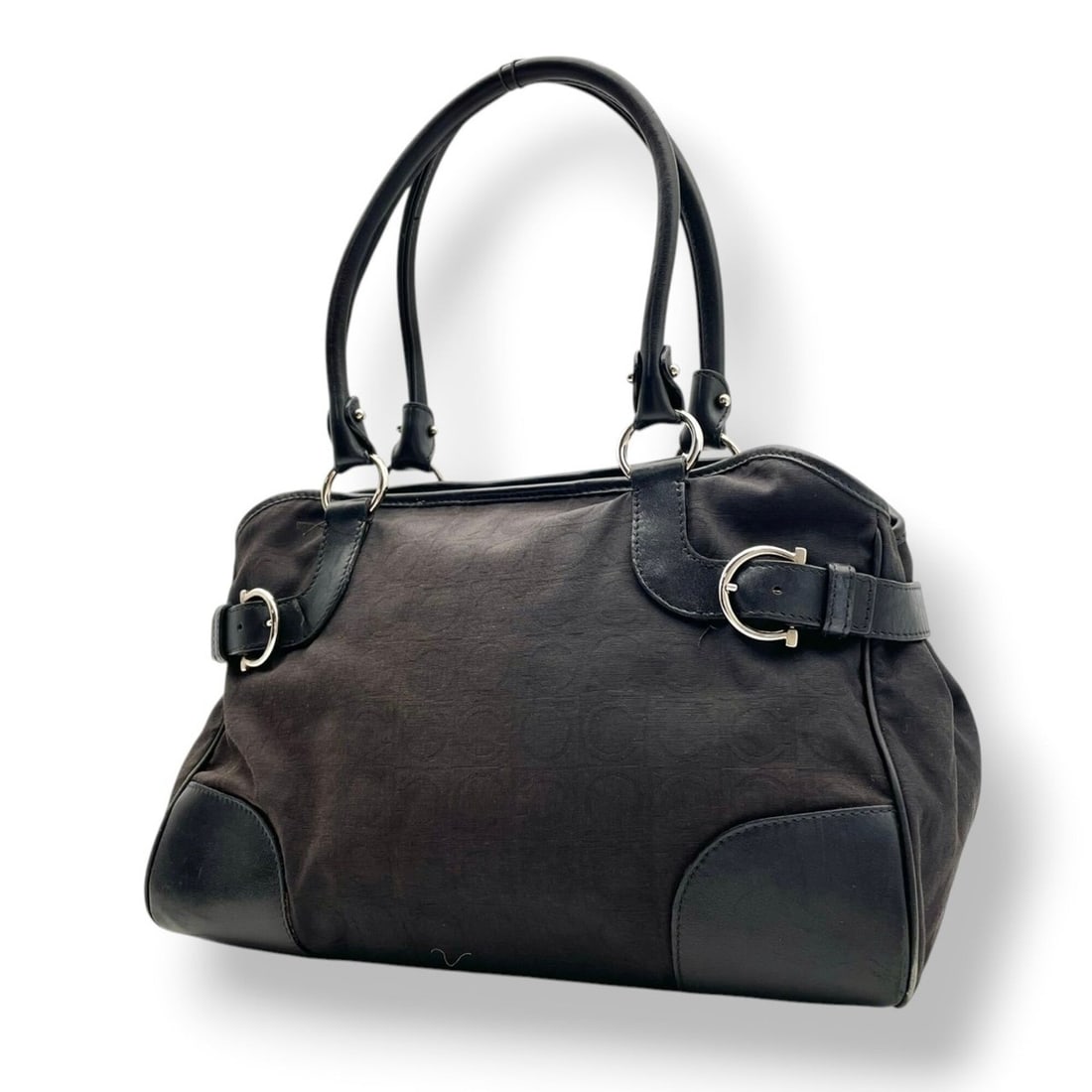 Salvatore Ferragamo Gancini Mini Boston Bag Handbag Canvas Leather Black Silver Hardware Women's: --- Catalog ---Category: SizeSize (HxWxD): 21cm x 32cm x 13cm / 8.26'' x 12.59'' x 5.11''Category: DesignType: Boston bag, HandbagColor: BlackGender: WomenMaterial: Canvas , Leather Category: GeneralM
