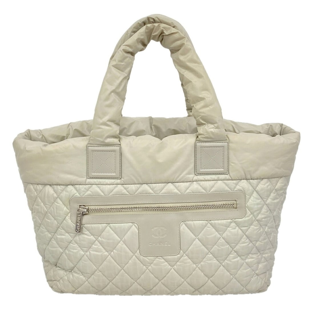 Chanel Coco Cocoon Nylon Tote Bag, Gray, Women's: --- Catalog ---Category: SizeSize (HxWxD): 30cm x 38.5cm x 18.5cm / 11.81'' x 15.15'' x 7.28''Category: DesignType: Tote bagColor: GrayGender: WomenMaterial: Nylon Hardware Color: SilverCategory: