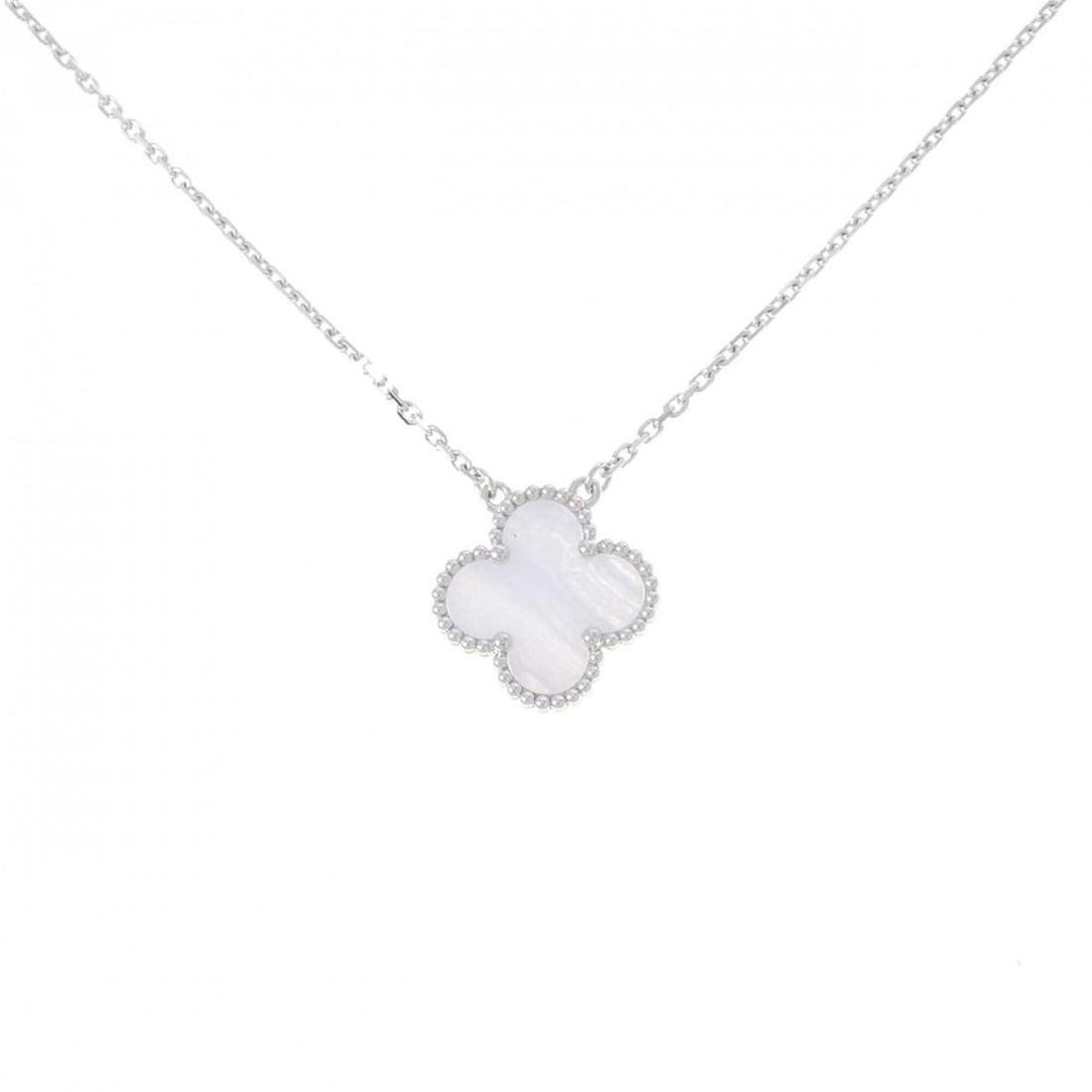 Van Cleef & Arpels Vintage Alhambra Necklace: --- Catalog ---Category: SizePendant Size: 14.9mm x 14.9mm / 0.58'' x 0.58''Neck Circumference: 41 cm - 45 cm / 16.14'' - 17.71''Category: DesignGender: WomenMaterial: White gold (18K)Pendant Type: Pe