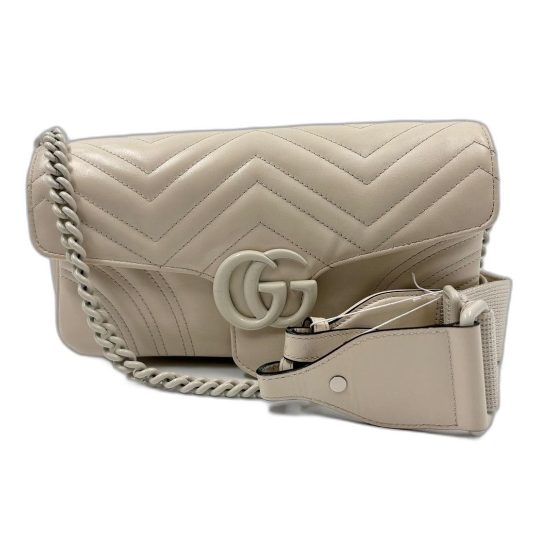 GUCCI GG Marmont Handbag Shoulder Bag Beige: --- Catalog ---Category: SizeHandle Drop: 54.00cm / 21.26''Size (HxWxD): 15cm x 29cm x 8cm / 5.9'' x 11.41'' x 3.14''Strap Length: 82cm - 126cm / 32.28'' - 49.6''Category: DesignType: Shoulder bagColo