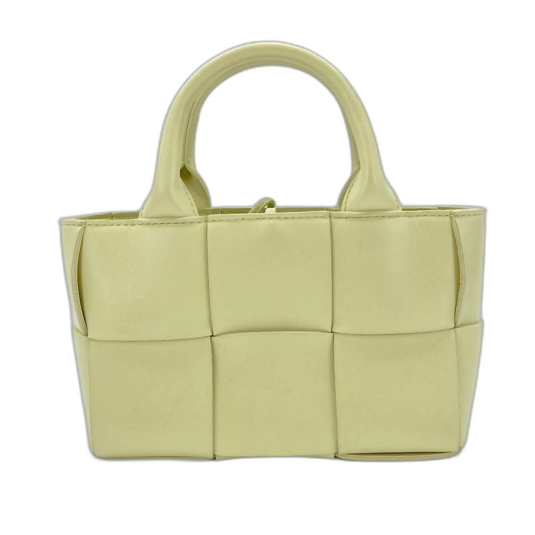 BOTTEGA VENETA Candy Arco Handbag Shoulder Bag Yellow: --- Catalog ---Category: SizeHandle Drop: 10.00cm / 3.94''Size (HxWxD): 14cm x 21cm x 8cm / 5.51'' x 8.26'' x 3.14''Strap Length: 110cm - 120cm / 43.3'' - 47.24''Category: DesignType: Handbag, Shoulde