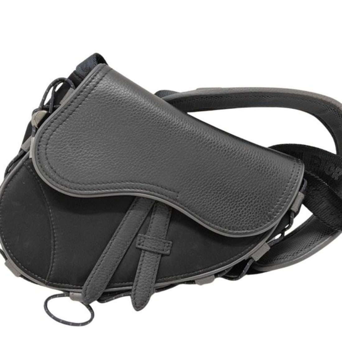 Christian Dior shoulder bag, sacai saddle, black nylon leather, women's.: --- Catalog ---Category: SizeSize (HxWxD): 17cm x 17cm x 5cm / 6.69'' x 6.69'' x 1.96''Category: DesignType: Shoulder bagColor: BlackGender: WomenMaterial: Nylon , Leather Category: GeneralBrand: Chri