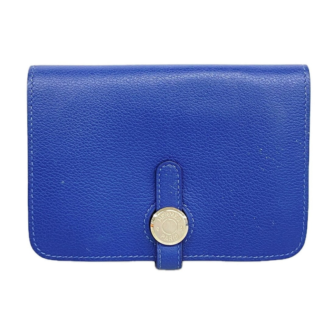 Hermes Dogon Compact Evercolor Coin Purse, Blue Brighton, C Stamp, Men's/Women's, OP017857: --- Catalog ---Category: SizeSize (HxWxD): 10cm x 14cm x 1cm / 3.93'' x 5.51'' x 0.39''Category: DesignType: Coin purse/coin caseColor: BlueGender: Men,WomenCategory: GeneralBrand: Hermes--- Item List