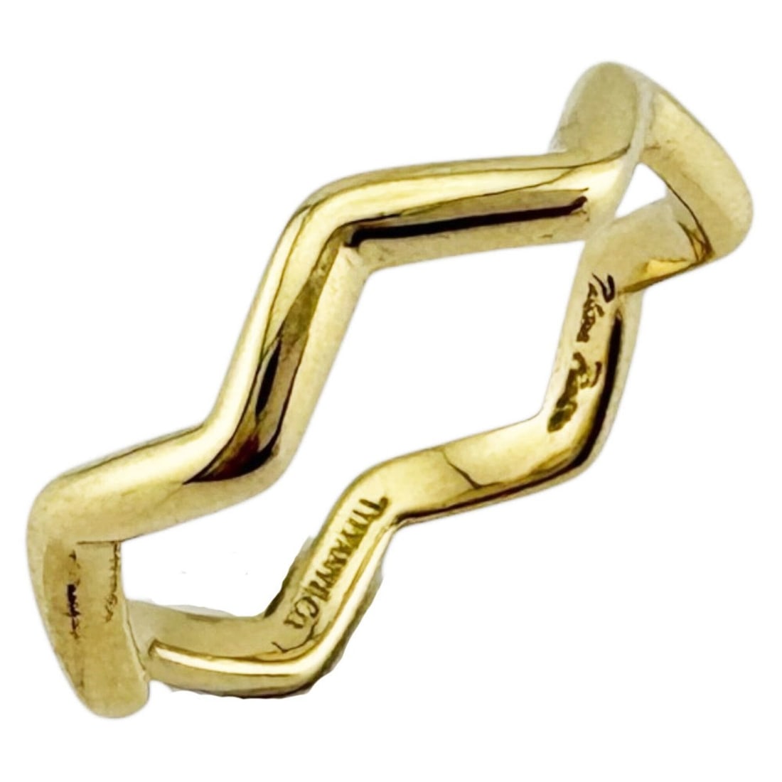 Tiffany & Co. Zigzag Ring, 18K Yellow Gold, Women's Ring.: --- Catalog ---Category: PackNumber in Pack: 1Category: SizeJP Size: 15US Size: 7.5Category: DesignColor: Yellow goldGender: WomenMaterial: Yellow goldCategory: GeneralBrand: Tiffany--- Item List ---S