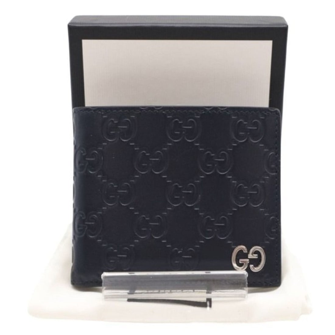GUCCI Bi-fold Wallet Shima 473916 Navy Leather Men's: --- Catalog ---Category: SizeSize (HxWxD): 9cm x 10.5cm x 2cm / 3.54'' x 4.13'' x 0.78''Category: DesignType: Wallet (bi-fold)Color: NavyGender: MenMaterial: Leather Category: GeneralMPN: