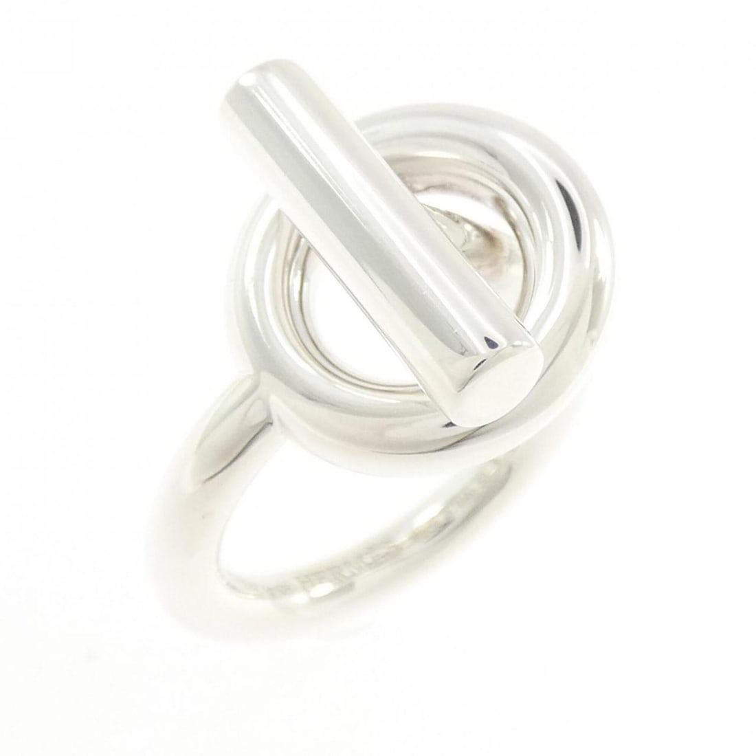 Hermes Hermès Echappé Ring: --- Catalog ---Category: SizeUS Size: 5.5Brand Size: 50Category: DesignType: Band ringGender: WomenMaterial: Silver 925Category: GeneralBrand: Hermes--- Item List ---Section: ConditionRanking: Rank A