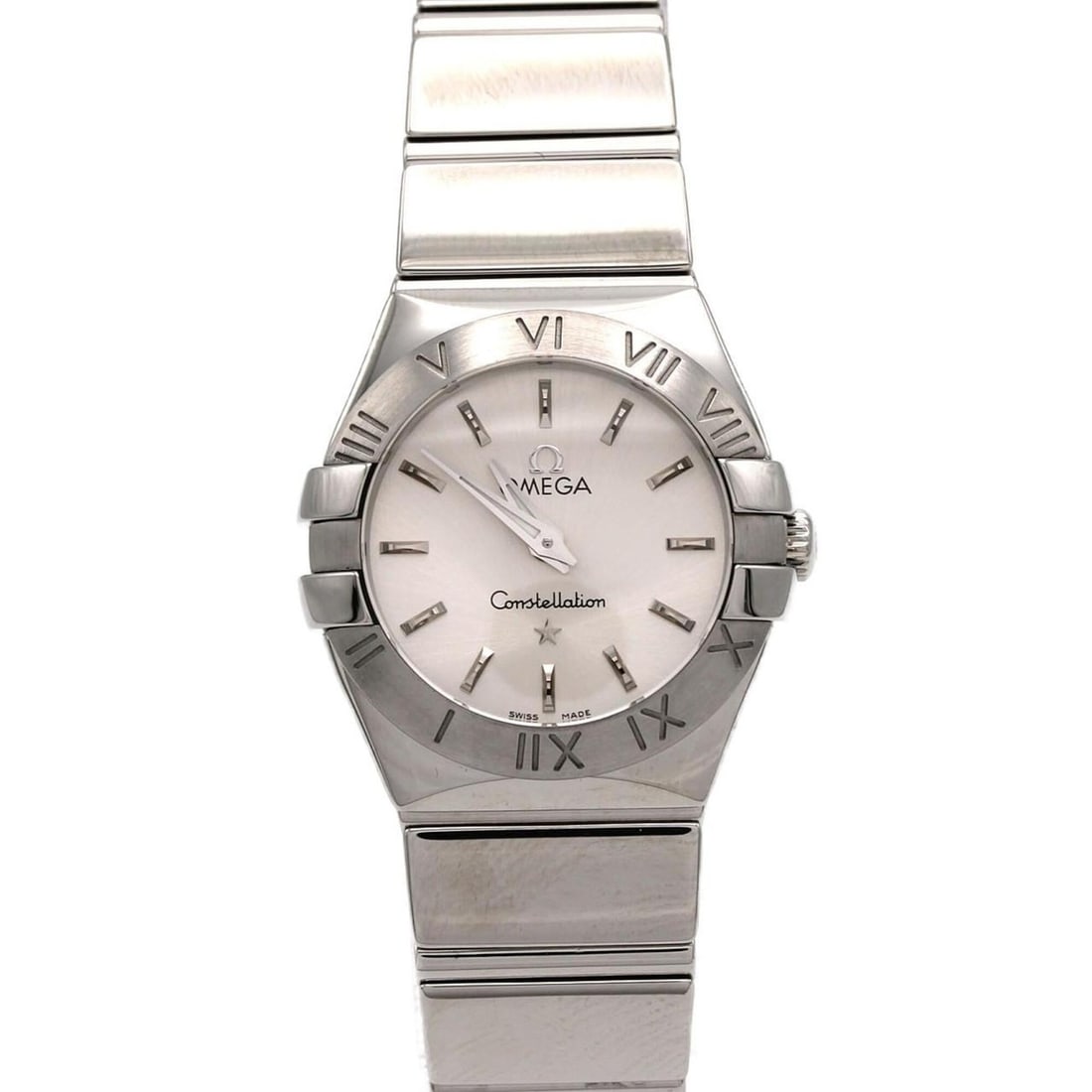 Omega Constellation Polished 123.10.24.60.02.002 Stainless Steel Quartz Watch: --- Catalog ---Category: SizeWrist Size: 16cm / 6.29''Case Diameter: 24mm / 0.94''Category: DesignType: WristwatchGender: WomenColor (Dial): SilverMaterial (Band): Stainless steelMaterial (Case): Stai