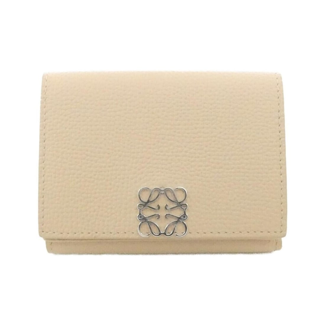 Loewe C821TR2X02 Wallet: --- Catalog ---Category: SizeSize (HxWxD): 8cm x 10cm x 3cm / 3.14'' x 3.93'' x 1.18''Category: DesignType: Wallet (tri-fold)Color: BeigeGender: WomenMaterial: Leather Leather/Fur Type: