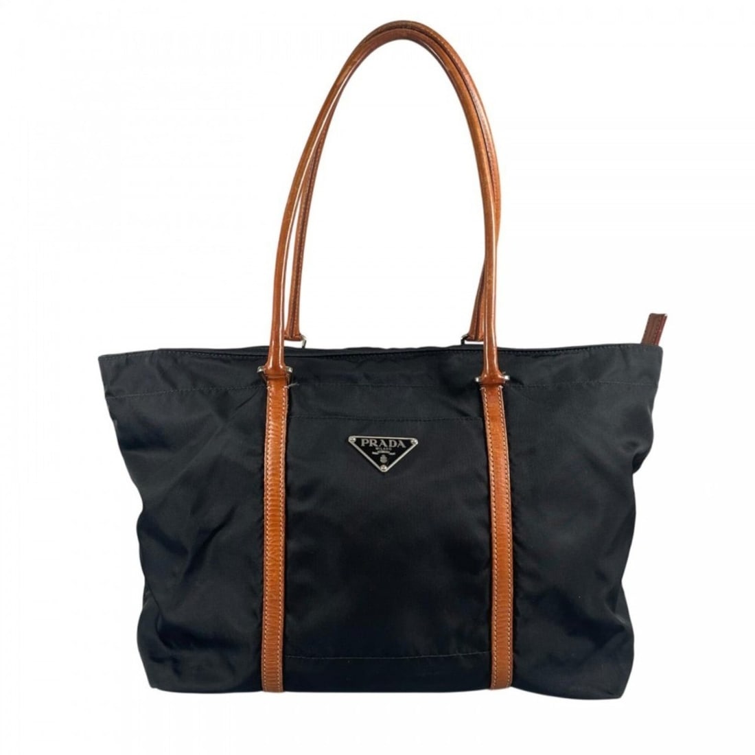 Prada handbag for women, PRADA BR2311, nylon, black, silver hardware.: --- Catalog ---Category: SizeSize (HxWxD): 25cm x 30cm x 11cm / 9.84'' x 11.81'' x 4.33''Category: DesignType: HandbagColor: BlackGender: WomenMaterial: Nylon Hardware Color: SilverCategory: GeneralBr