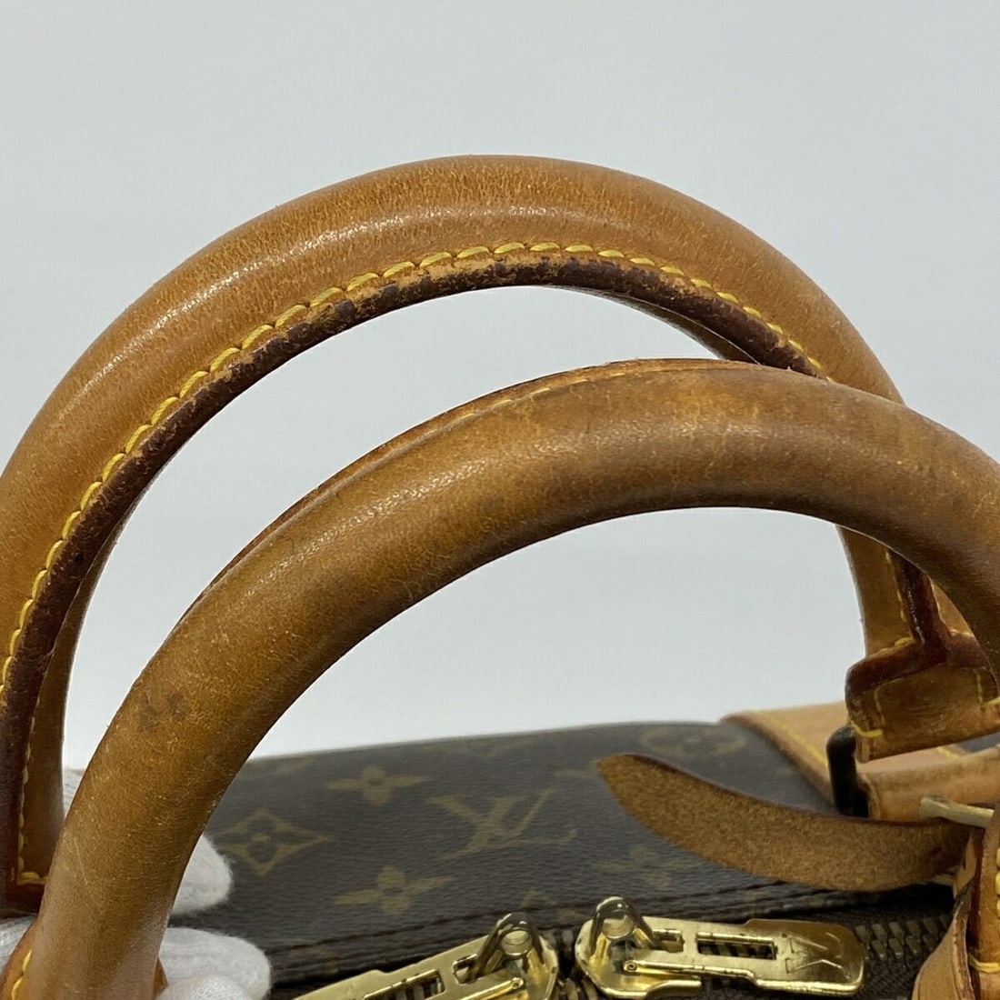 Louis Vuitton M77992 Gloves - 10
