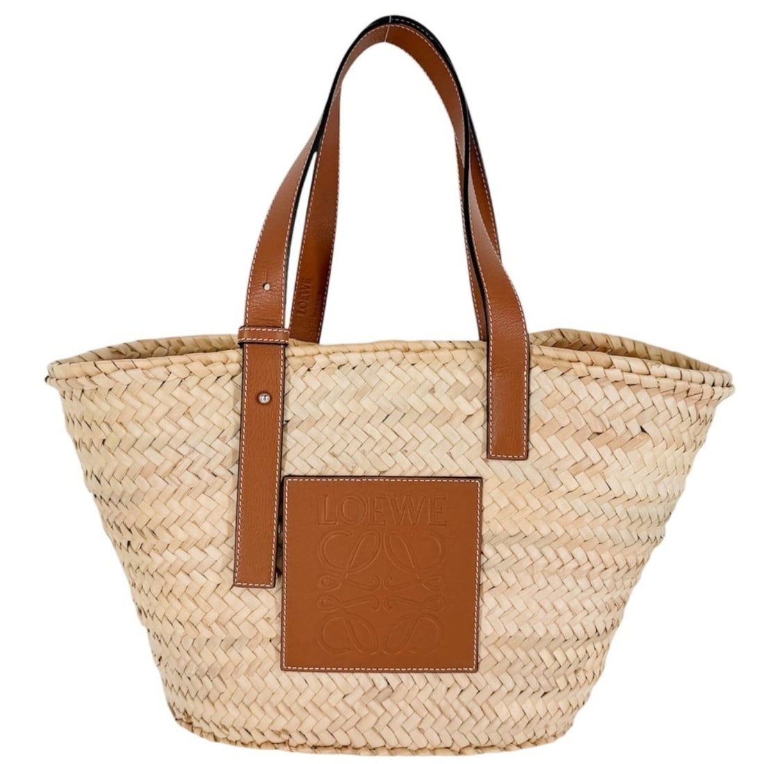 Loewe handbag for women, Anagram basket bag, medium size, straw shoulder palm leaf pattern, calf: --- Catalog ---Category: SizeSize (HxWxD): 26.5cm x 50cm x 16cm / 10.43'' x 19.68'' x 6.29''Category: DesignType: HandbagColor: Beige, Beige brown, BrownGender: WomenCategory: GeneralBrand: Loewe--- I