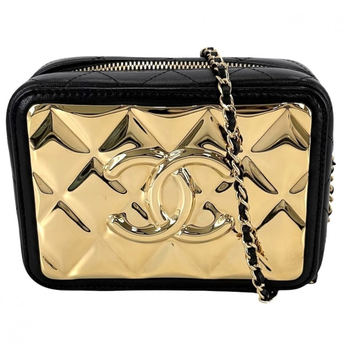 Chanel Matelassé Chain Shoulder Bag for Women, Small Size, Lambskin, Black, Gold Hardware: --- Catalog ---Category: SizeSize (HxWxD): 10cm x 14cm x 6.5cm / 3.93'' x 5.51'' x 2.55''Category: DesignType: Shoulder bag, Vanity bagColor: Black, WhiteGender: WomenMaterial: Leather Category: Gener