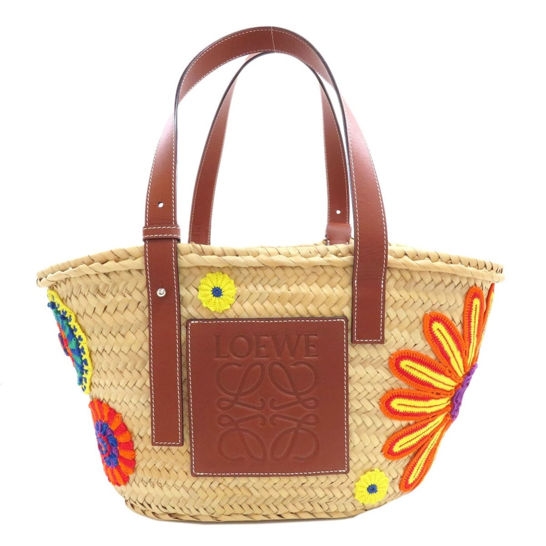Loewe Flower Basket Bag Tote Calfskin/Palm Leaf Women's LOEWE: --- Catalog ---Category: SizeSize (HxWxD): 23cm x 43cm x 15cm / 9.05'' x 16.92'' x 5.9''Category: DesignType: Basket, Tote bagColor: BrownGender: WomenMaterial: Leather Leather/Fur Type: CalfskinCateg