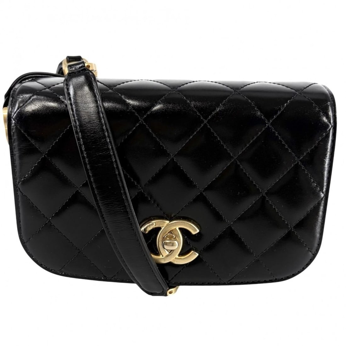 Chanel Mini Matelasse Shoulder Bag for Women, Chain, Turnlock Closure, Bag, Crossbody Coco Mark,: --- Catalog ---Category: SizeSize (HxWxD): 11.5cm x 17.5cm x 6cm / 4.52'' x 6.88'' x 2.36''Strap Length: 120cm / 47.24''Category: DesignType: Shoulder bagColor: BlackGender: WomenMaterial: Leather Lea