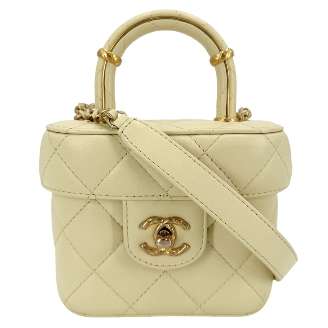 Chanel Women's Matelassé Vanity Handbag Shoulder Bag Crossbody Coco Mark CHANEL Lambskin Yellow: --- Catalog ---Category: SizeSize (HxWxD): 12cm x 14cm x 7cm / 4.72'' x 5.51'' x 2.75''Strap Length: 110cm / 43.3''Handle Length: 15cm / 5.9''Category: DesignType: Handbag, Shoulder bagColor: YellowGe
